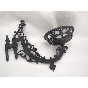 Antique B&H Bradley & Hubbard #12 Cast Iron Wall Mount Oil Lamp Holder Swing Arm